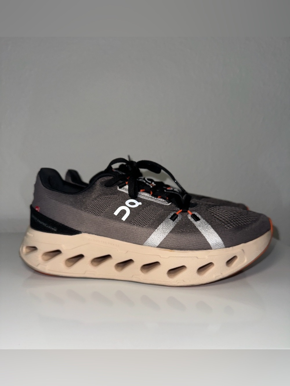 ON Cloudeclipse size 10.5